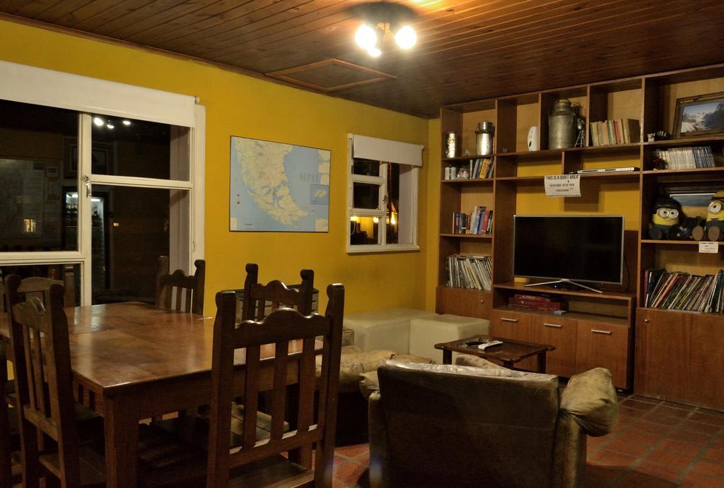 Lo De Trivi Hostel El Chalten Εξωτερικό φωτογραφία